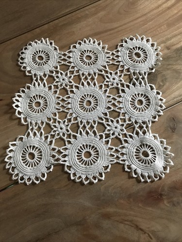 Centrino fatto pizzo - fatto, ad