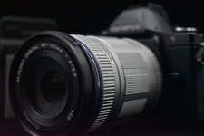 [US Duty Paid] Olympus OMD E-M5 fotocamera digitale mirrorless con obiettivo ...