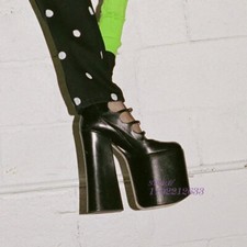 Sandali a righe con cintura