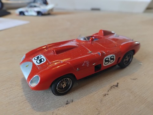 Ferrari hostaro 43 100 - 40, 43/100