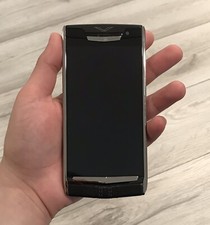 Vertu Signature Touch
