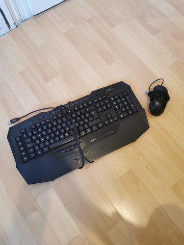 Roccat isku - +,