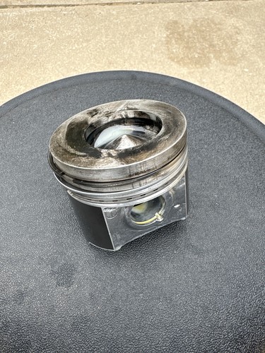 Kubota piston and ring set