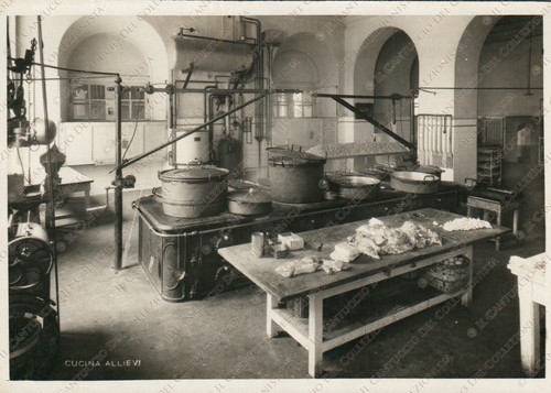 Modena regia accademia - modena,