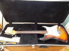 FENDER STRATOCASTER AMERICAN
