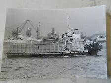 20157) PORTO DI GENOVA (PROBABILE) RIMORCHIATORE E GROSSA CHIATTA