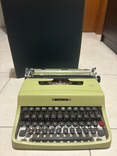 Macchina scrivere olivetti - da,