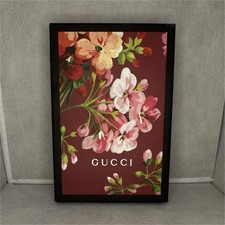 Gucci custodia e etichette