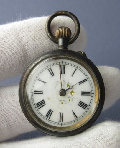 Antico orologio tasca a - orologio,