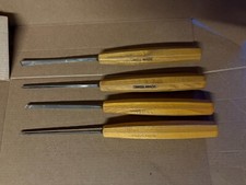 LOTTO DI 4 FRECCE SGORBIA/SCALPELLI/CODA DI PESCE IN LEGNO SWISS MADE