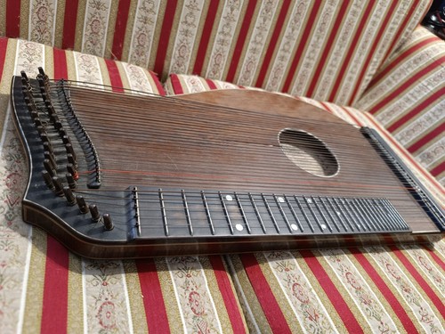 Chitarra tavolo tisch - chitarra,