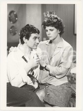 1985 CINEMA "Un cappello pieno di pioggia" - Emilio BONUCCI Pamela VILLORESI (1)