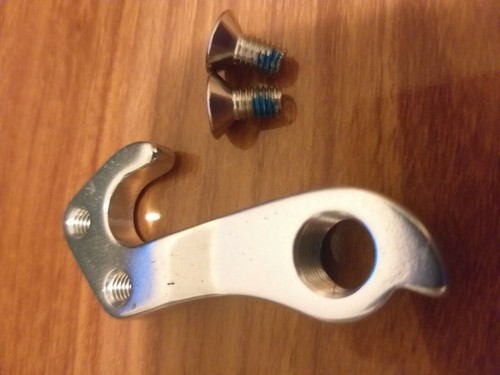 Dropout hardware per trek 8500 - hardware,