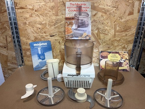 Robot tritatutto vintage - robot,