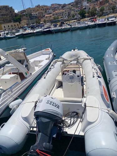 Vendo gommone selva 490 con - gommone,