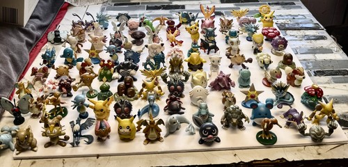 Lotto 103 figurine pokemon - di,