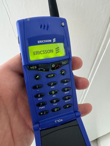 Cellulare ericsson t10 gsm - cellulare,