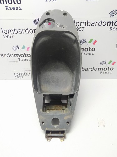 Baule vano porta casco - baule,