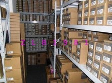 One Yaskawa Servomotore SGMAH-04A1A41 NUOVO-