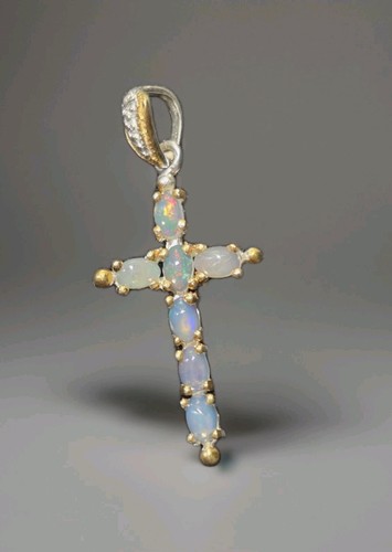 Collana con ciondolo croce