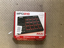 Akai Professional MPD218 USB