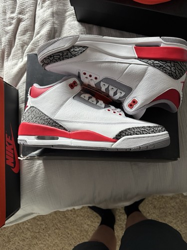 Taglia jordan 3 - 10,