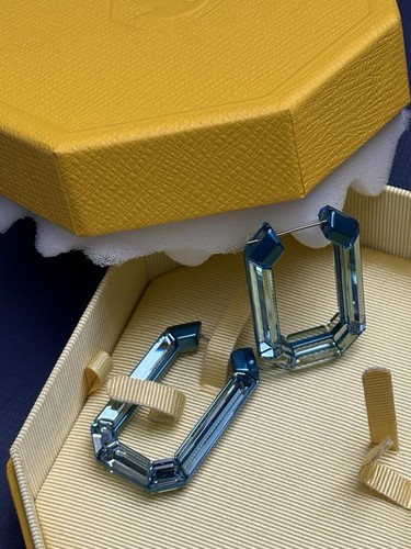 Orecchini cerchio swarovski - orecchini,