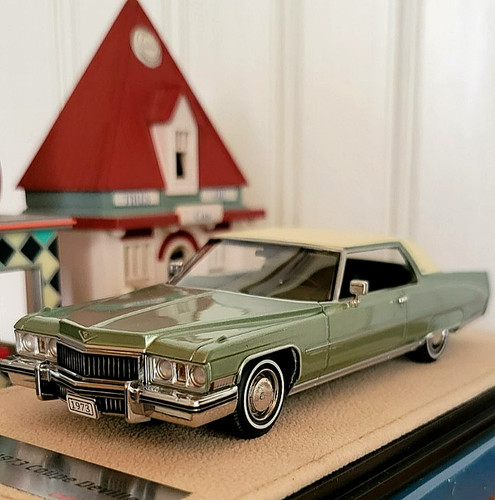 Francobollo 1973 cadillac - francobollo, 1/43