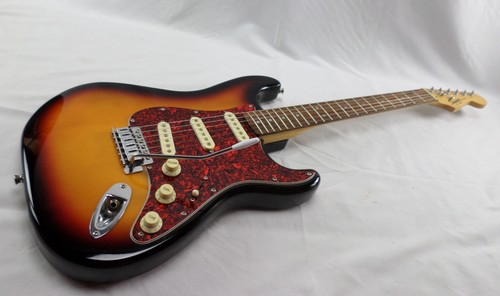 Squier fender strat - squier,