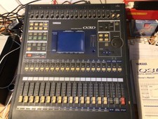 Yamaha 03D Console di Mixaggio