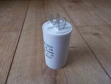 Condensatore 16 uF ad esempio