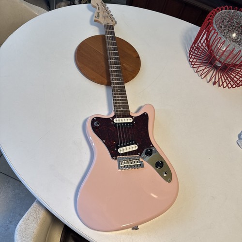 Squier fender super - by,