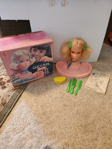 Barbie beauty center vintage - center,