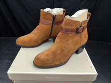 Paio Di Scarpe Donna Stivali