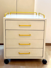 Cassettiera su ruote girevoli con 4 cassetti. Modello Perstorp, azienda svedese.