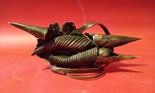 Seme, Amilcare Rambelli,  argento,  1982, h 8,5 cm, cm 6x21.