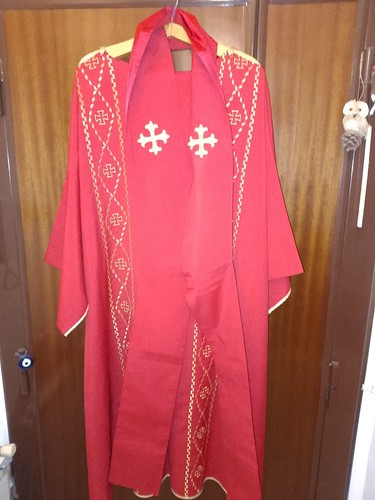 Dalmatica rossa con - con, stola