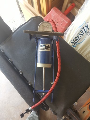 Gonfiatore bici con - gonfiatore, manometro
