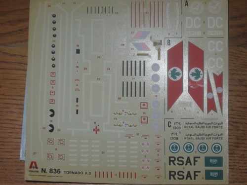 Decalcomanie solo per italeri - per,