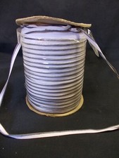 ROTOLO DI PASSAMANERIA DI COTONE BIANCO CON LINEA GRIGIA  ALTO 7 mm 