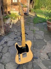 VINTAGE SQUIER FENDER
