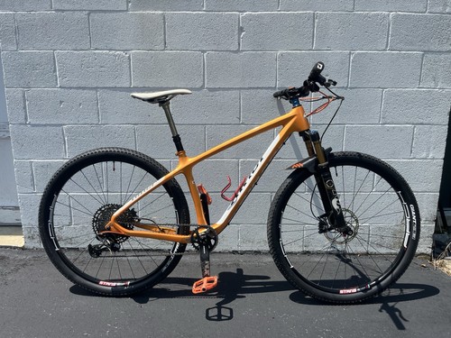Gruppo niner air - niner, 9