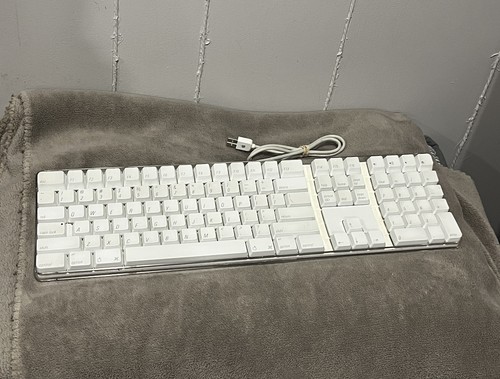 Vintage apple a1048 - vintage,