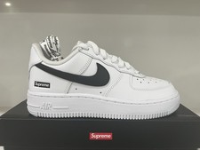 Supreme Nike Air Force 1 Low