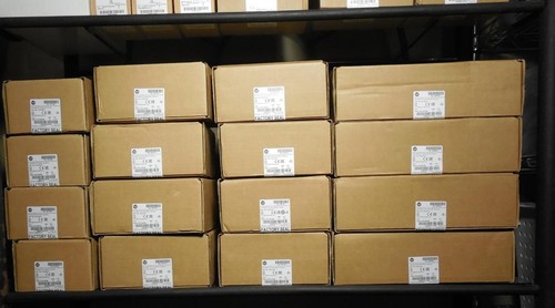 Allen bradley micro820 plc - bradley,