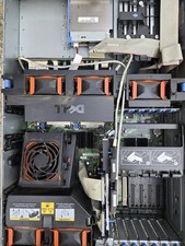 Dell Poweredge 2900 Server 2x CPU Intel Xeon (TM) 3,00 GHz 4 GB DDR2 Ultrium LTO 2