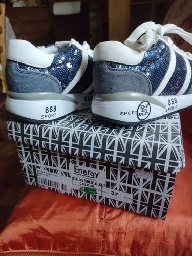 Sneakers nuove con - sneakers,