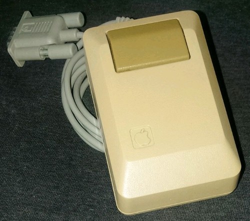 Apple mouse m0100 - m0100, macintosh