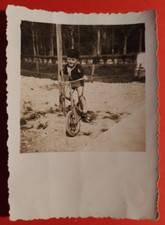 PHOTO FOTO REGIO  BAMBINO BALILLA SU  BICI GIORDANI BALILLA 1945  ( L. F. )