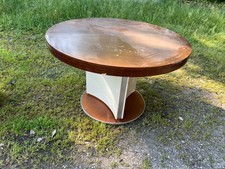 TAVOLO ALLUGABILE DI DESIGN